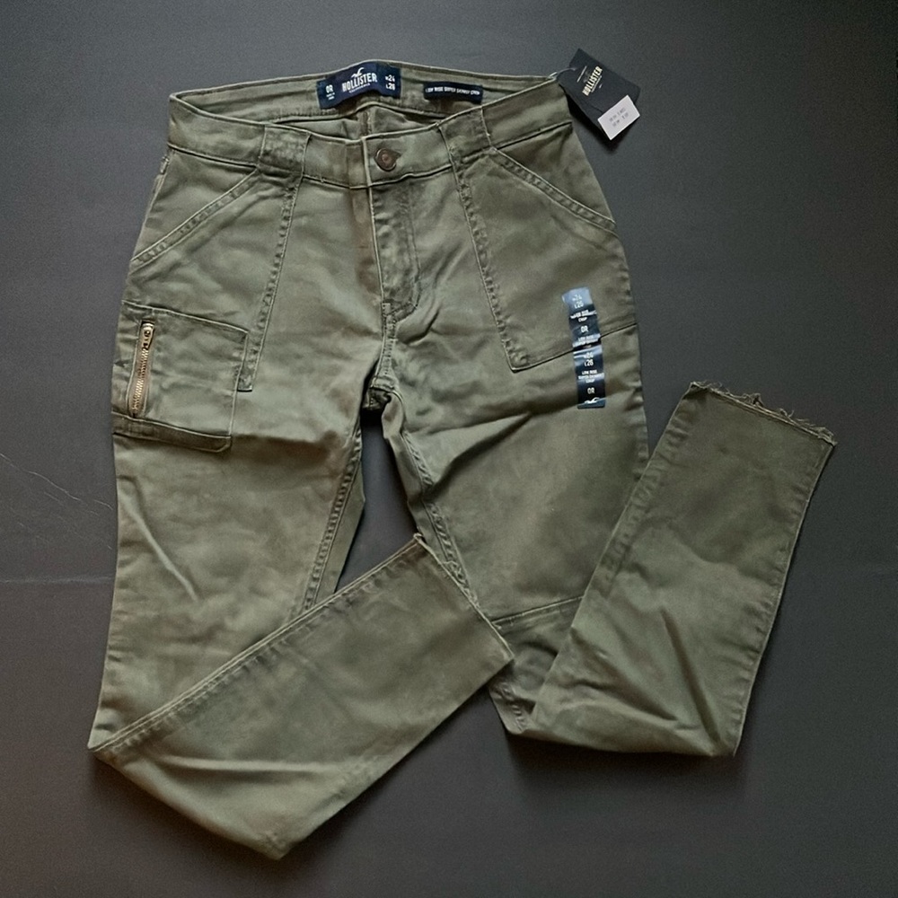 Hollister low rise super skinny crop pants